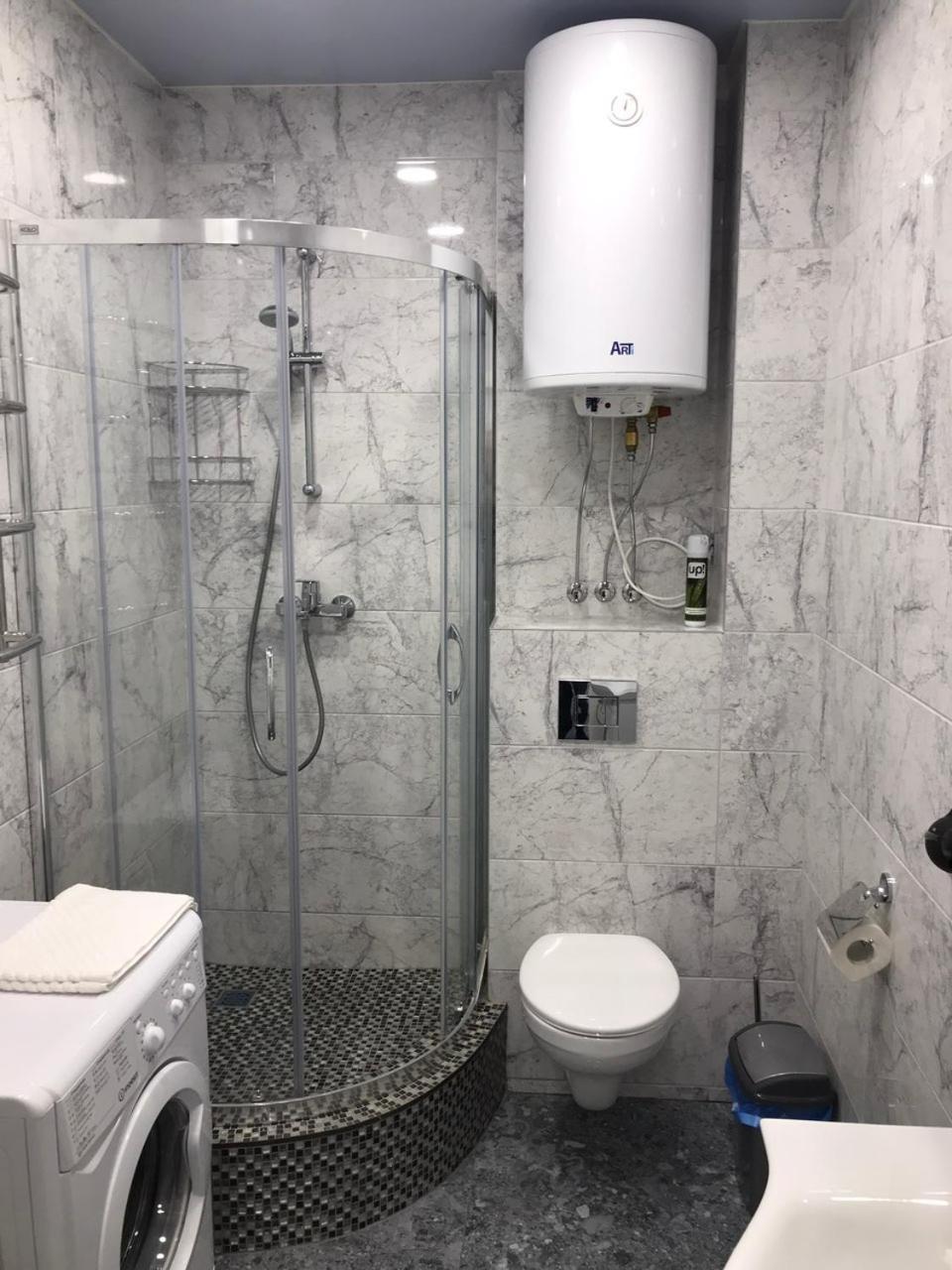 Apartamenti Gercena 35 Daire Kiev Dış mekan fotoğraf